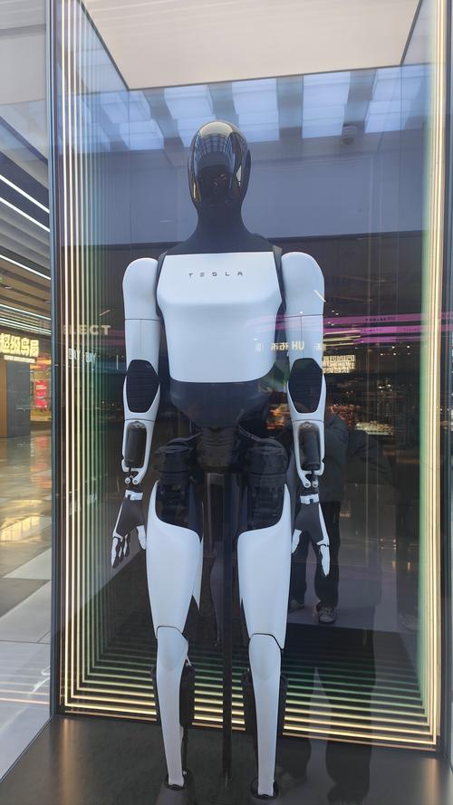 KUKA如何助力特斯拉机器人突破？-第1张图片-广州国自机器人