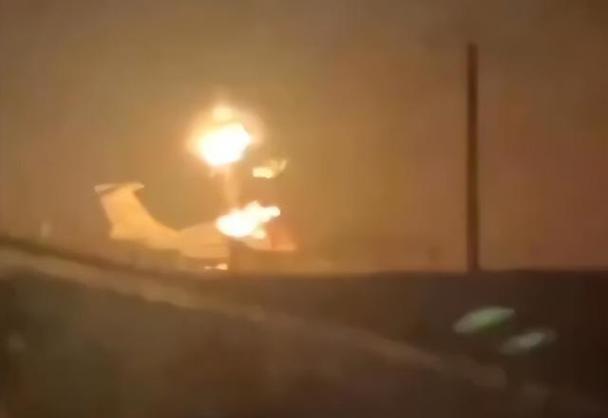 无人机撞民航飞机特效有多逼真？-第1张图片-广州国自机器人