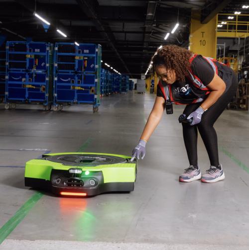 亚马逊Kiva机器人如何改变仓储物流？-第1张图片-广州国自机器人