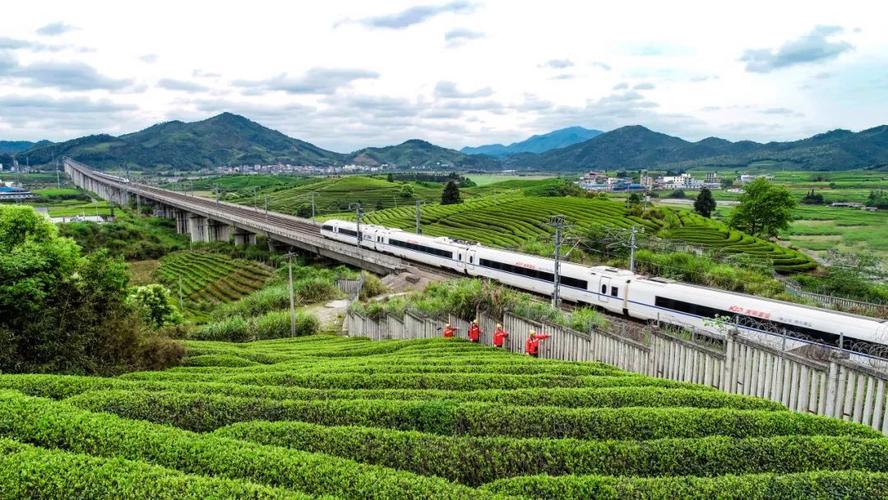 铁路周边用无人机罚多少？违法吗？-第3张图片-广州国自机器人