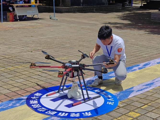 东莞无人机大赛视频直播有何看点？-第1张图片-广州国自机器人