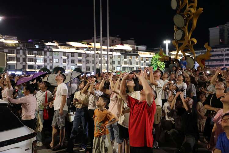 澳门600架无人机是什么品牌?-第1张图片-广州国自机器人 澳门600架无人机是什么品牌?-第1张图片-广州国自机器人