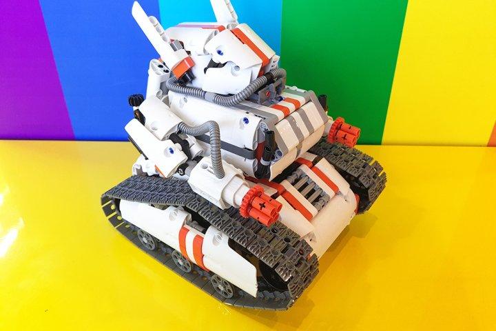 积木机器人视频怎么玩？小米这款有何不同？-第1张图片-广州国自机器人