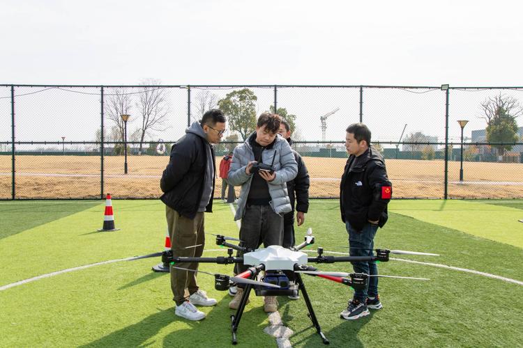 北京大疆无人机培训怎么选?-第1张图片-广州国自机器人 北京大疆无人机培训怎么选?-第1张图片-广州国自机器人