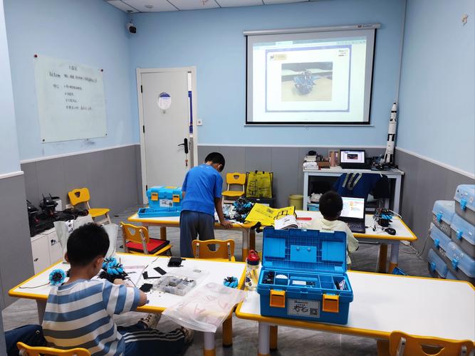 dash机器人课程视频怎么学？-第2张图片-广州国自机器人