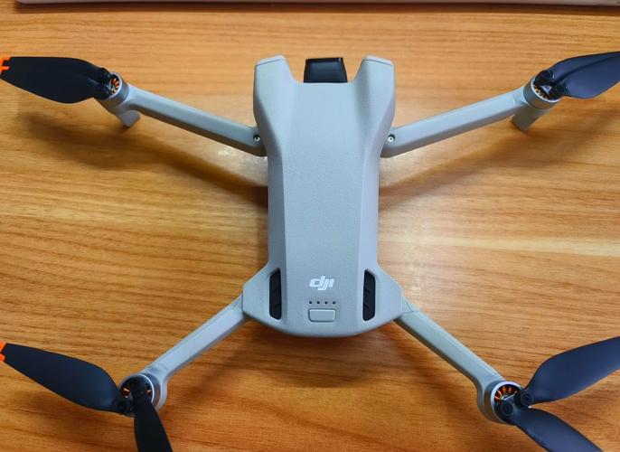 大疆Mini定位如何精准?-第1张图片-广州国自机器人 大疆Mini定位如何精准?-第1张图片-广州国自机器人