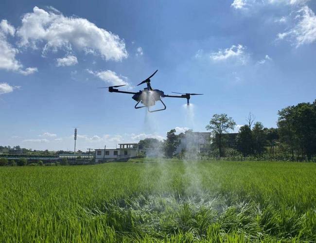 全国无人机植保公司哪家强?-第2张图片-广州国自机器人 全国无人机植保公司哪家强?-第2张图片-广州国自机器人