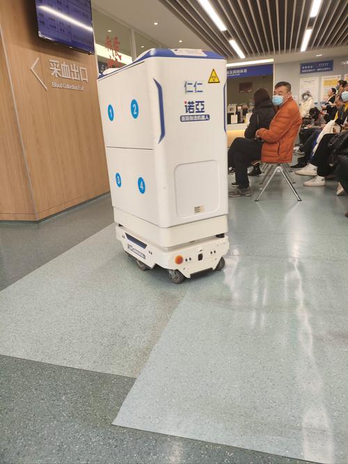 2025医疗服务机器人将如何重塑医疗场景？-第1张图片-广州国自机器人