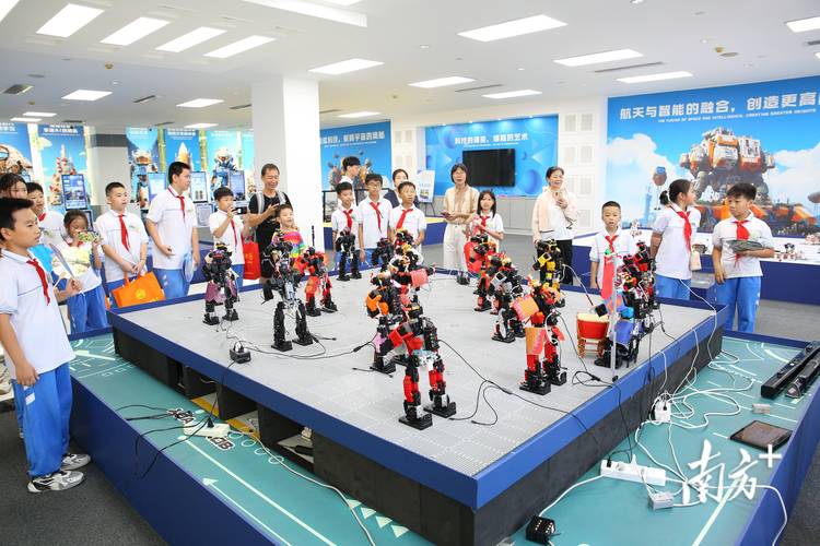 人工智能比赛是团队运动-第1张图片-广州国自机器人