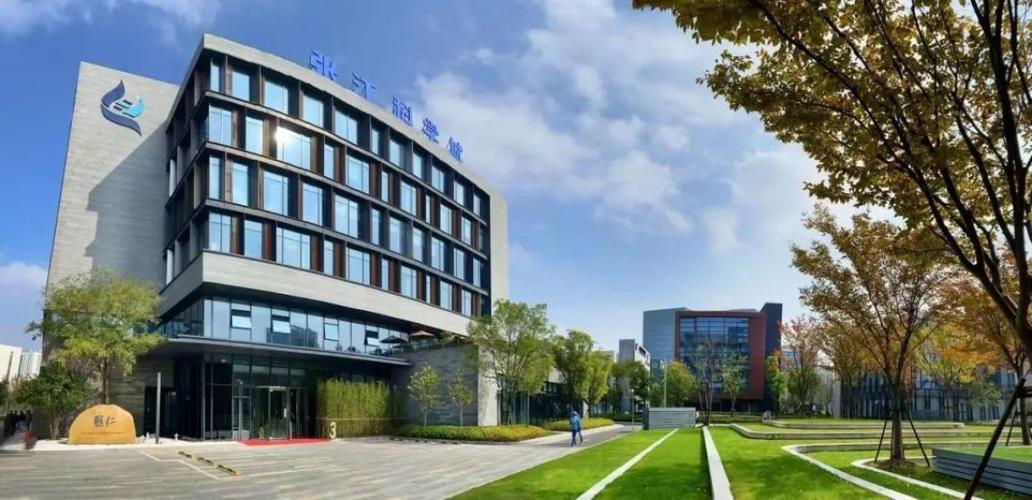 人工智能小镇产业园如何引领产业升级？-第3张图片-广州国自机器人