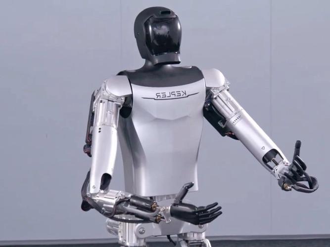 AlphaGo 机器人如何突破人类围棋极限？-第1张图片-广州国自机器人