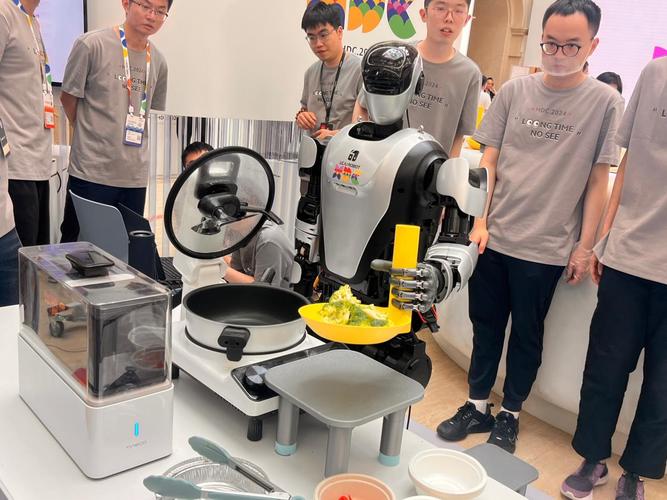 服务机器人与商用机器人有何核心差异?-第2张图片-广州国自机器人 服务机器人与商用机器人有何核心差异?-第2张图片-广州国自机器人