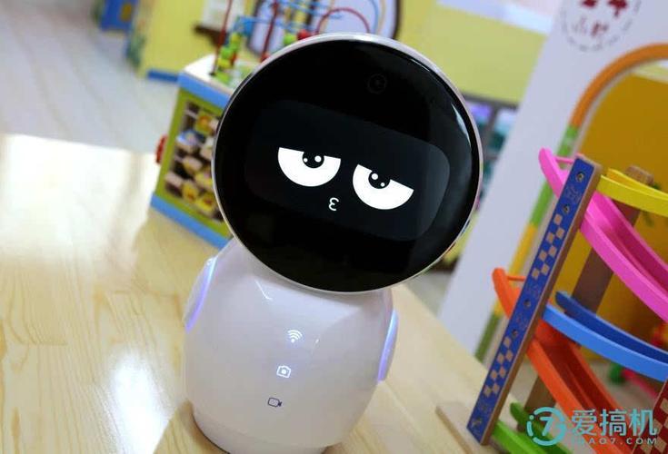 乐橙小忆机器人,哪款更适合家庭陪伴?-第3张图片-广州国自机器人 乐橙小忆机器人,哪款更适合家庭陪伴?-第3张图片-广州国自机器人