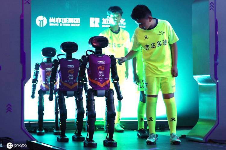 足球机器人与舞蹈机器人，谁更聪明？-第3张图片-广州国自机器人