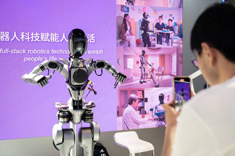 富士康人工智能博士有何布局?-第3张图片-广州国自机器人 富士康人工智能博士有何布局?-第3张图片-广州国自机器人