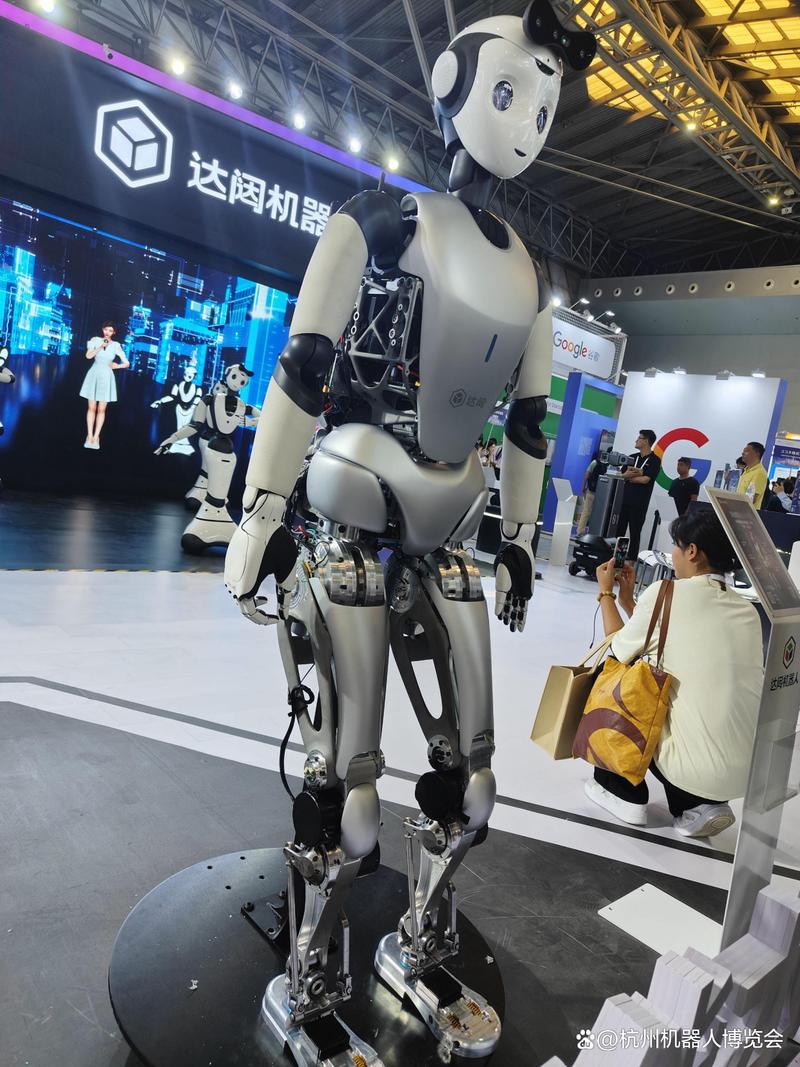 2025杭州机器人展有哪些亮点？-第2张图片-广州国自机器人