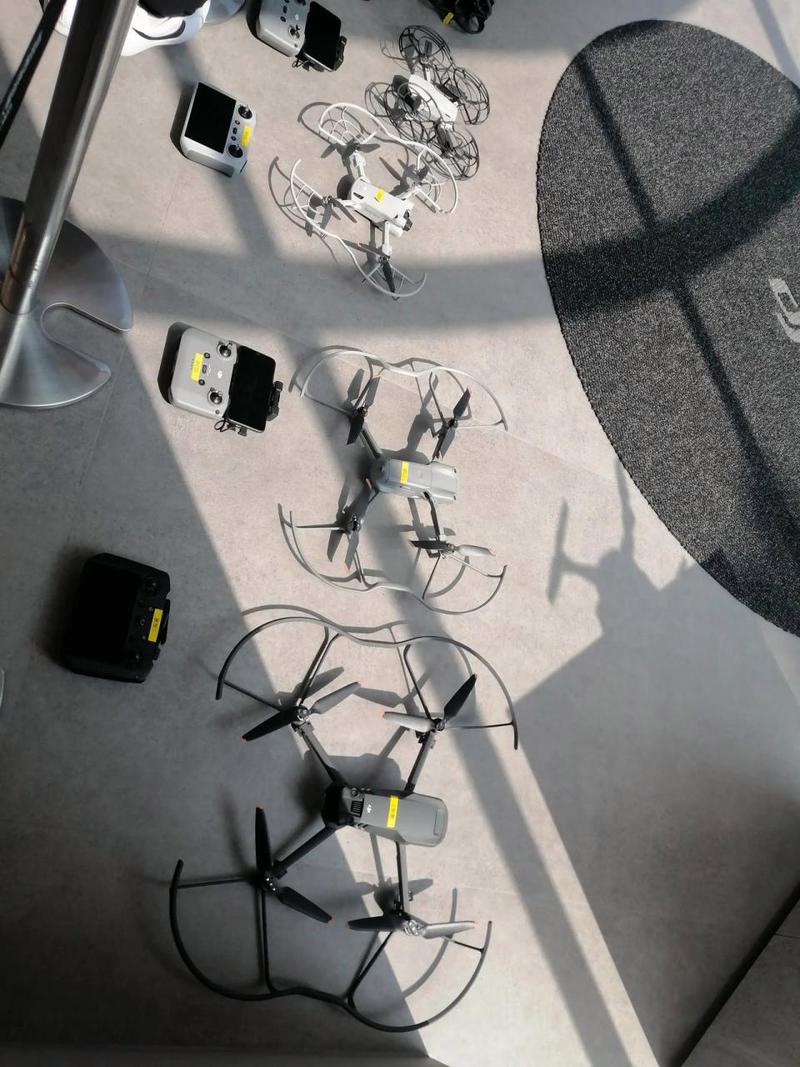 无人机玩具售货店500元起?-第3张图片-广州国自机器人 无人机玩具售货店500元起?-第3张图片-广州国自机器人