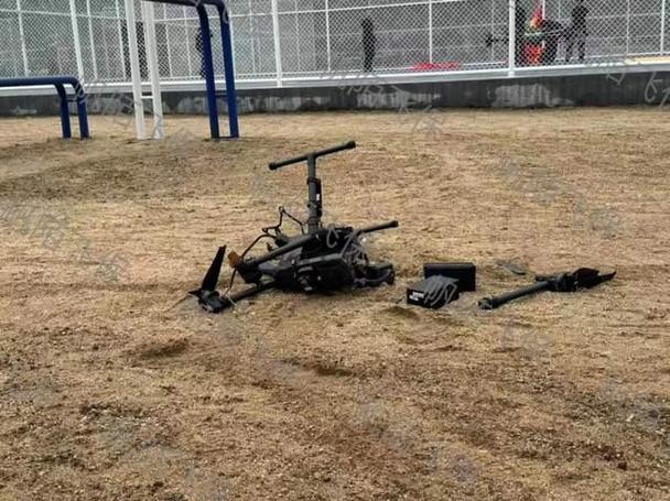 大疆无人机为何突然失控？-第2张图片-广州国自机器人