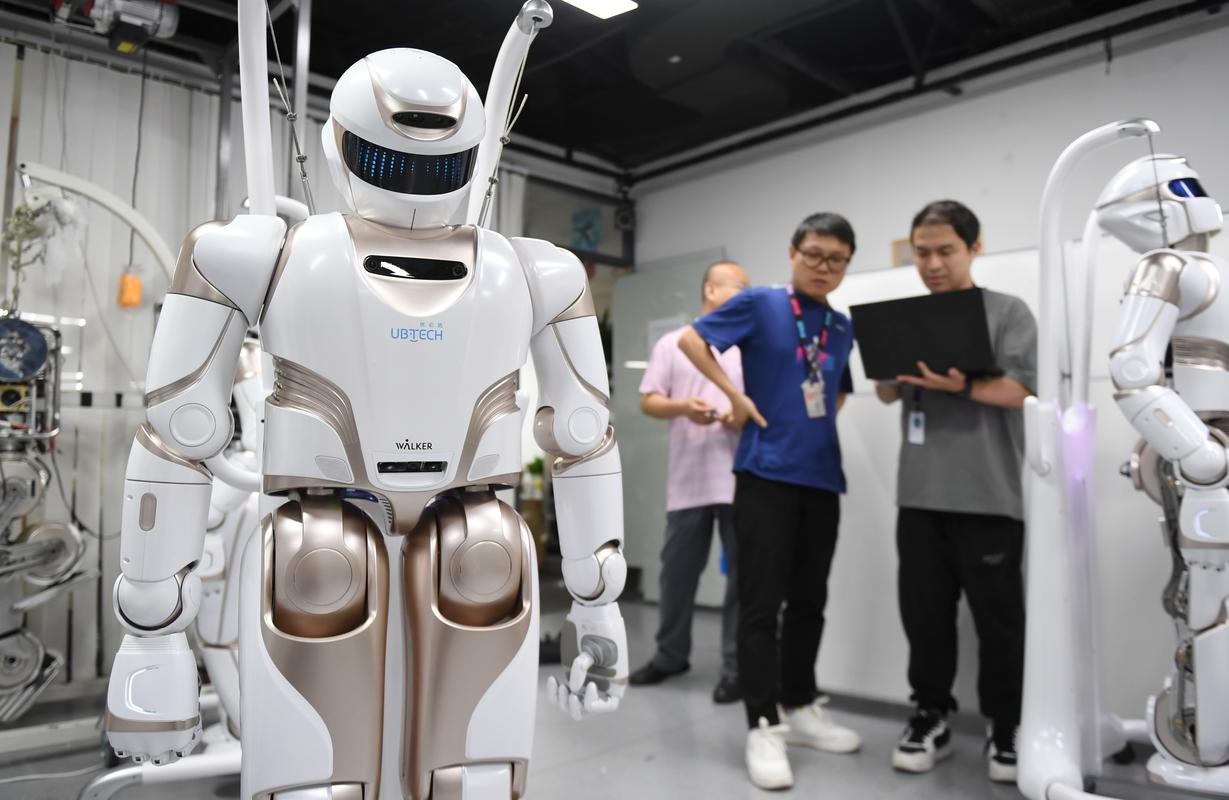 深圳易步机器人有限公司怎么样？-第1张图片-广州国自机器人