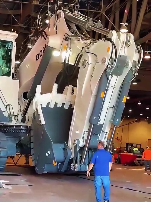 世界上最大的工业机器人-第1张图片-广州国自机器人 世界上最大的工业机器人-第1张图片-广州国自机器人