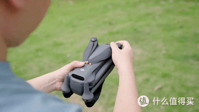 手接Mavic无人机可行吗？安全吗？-第2张图片-广州国自机器人