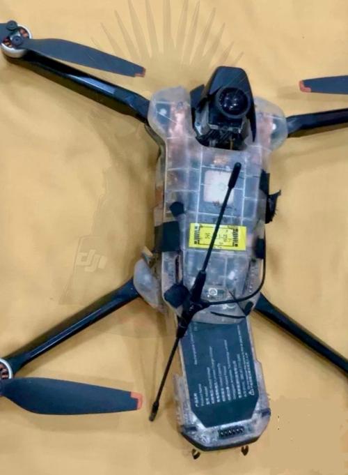 可穿戴无人机nixie如何实现随身飞行?-第1张图片-广州国自机器人 可穿戴无人机nixie如何实现随身飞行?-第1张图片-广州国自机器人