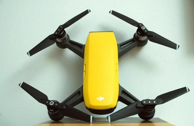 晓spark最小无人机有何亮点？-第1张图片-广州国自机器人