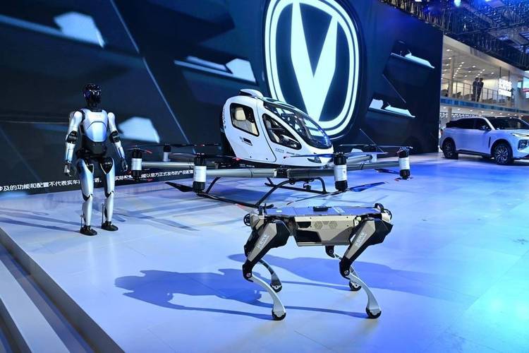 2025上海机器人展有哪些看点?-第1张图片-广州国自机器人 2025上海机器人展有哪些看点?-第1张图片-广州国自机器人