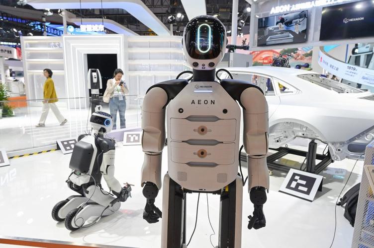 2025上海机器人展有哪些看点?-第2张图片-广州国自机器人 2025上海机器人展有哪些看点?-第2张图片-广州国自机器人