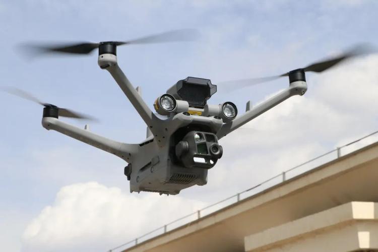 电子侦查无人机如何获取图片？-第3张图片-广州国自机器人