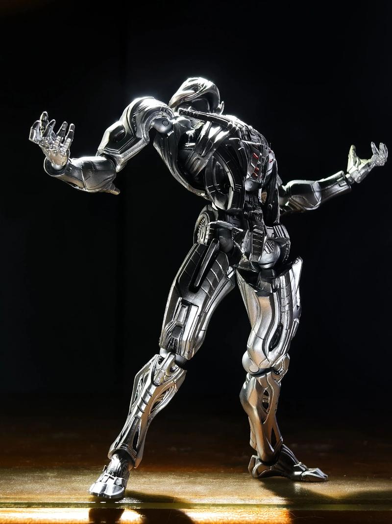 奥创与哨兵，机器人战力如何比拼？-第1张图片-广州国自机器人