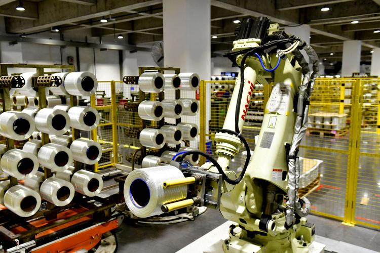 2025年工业机器人将如何重塑制造业?-第1张图片-广州国自机器人 2025年工业机器人将如何重塑制造业?-第1张图片-广州国自机器人