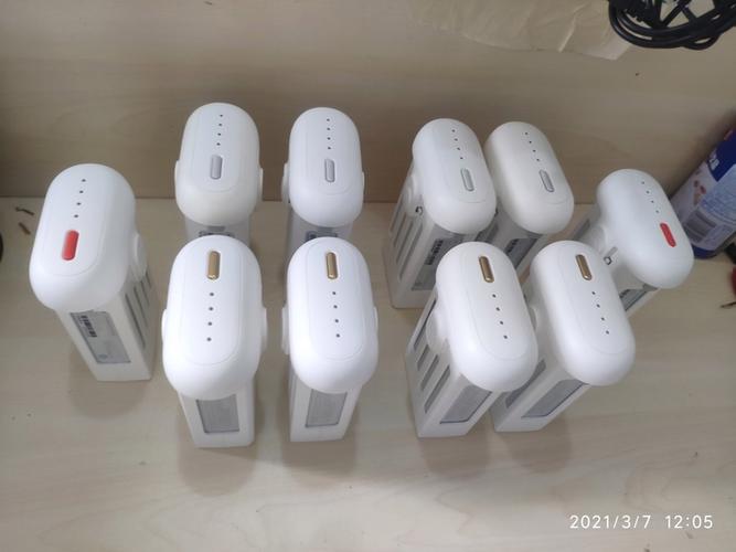 小米无人机电池拆解有何玄机？-第2张图片-广州国自机器人