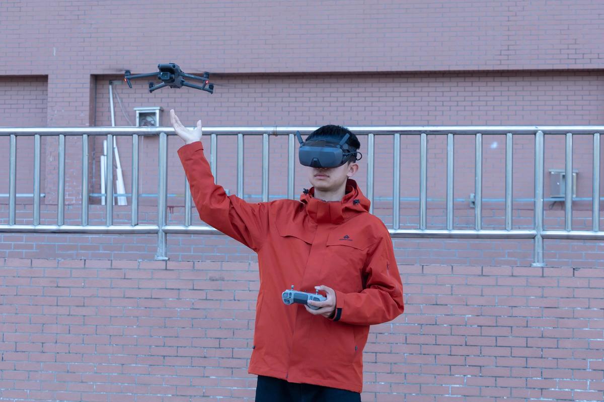 无人机搭配运动相机怎么拍更出彩？-第2张图片-广州国自机器人