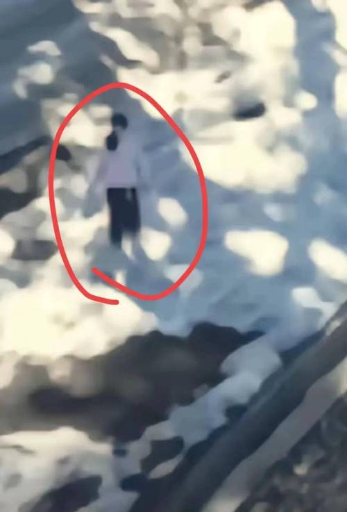 无人机偷拍magnet,隐私安全如何保障?-第2张图片-广州国自机器人 无人机偷拍magnet,隐私安全如何保障?-第2张图片-广州国自机器人