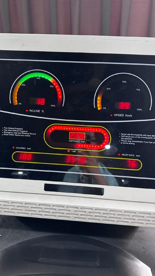 Lily无人机电量怎么用?续航多久?-第3张图片-广州国自机器人 Lily无人机电量怎么用?续航多久?-第3张图片-广州国自机器人