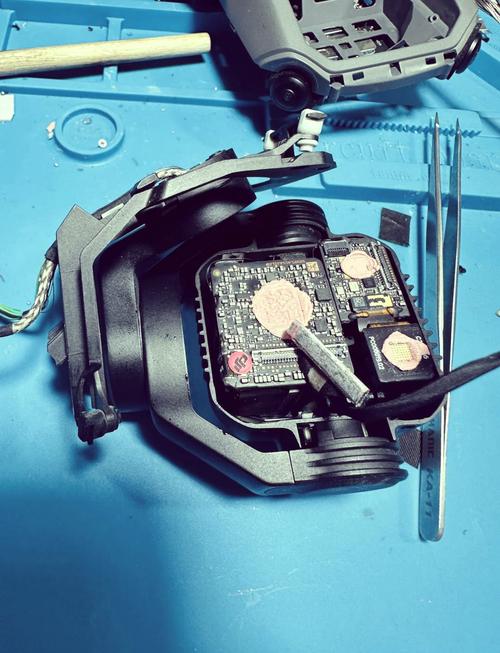 Yuneec无人机维修去哪找靠谱？-第1张图片-广州国自机器人