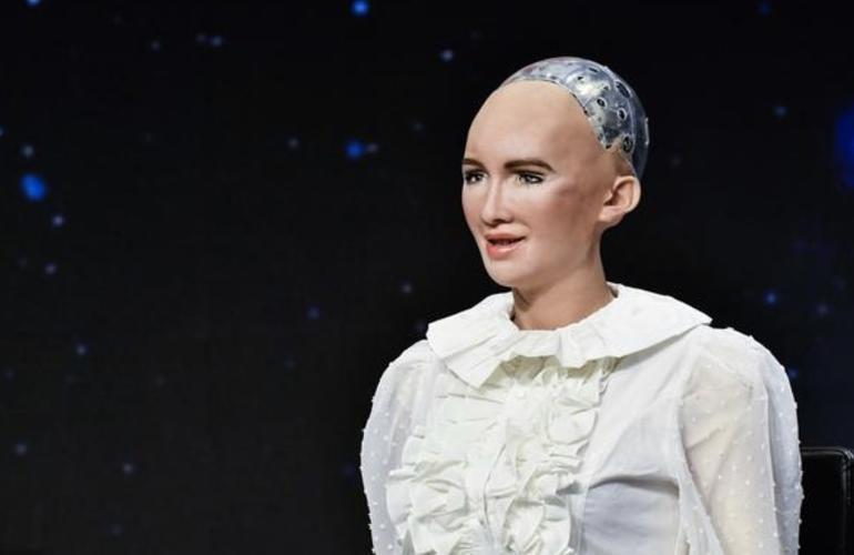 机器人索菲亚是哪个国家的？-第2张图片-广州国自机器人