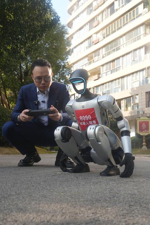 湖南科技技术 机器人-第3张图片-广州国自机器人