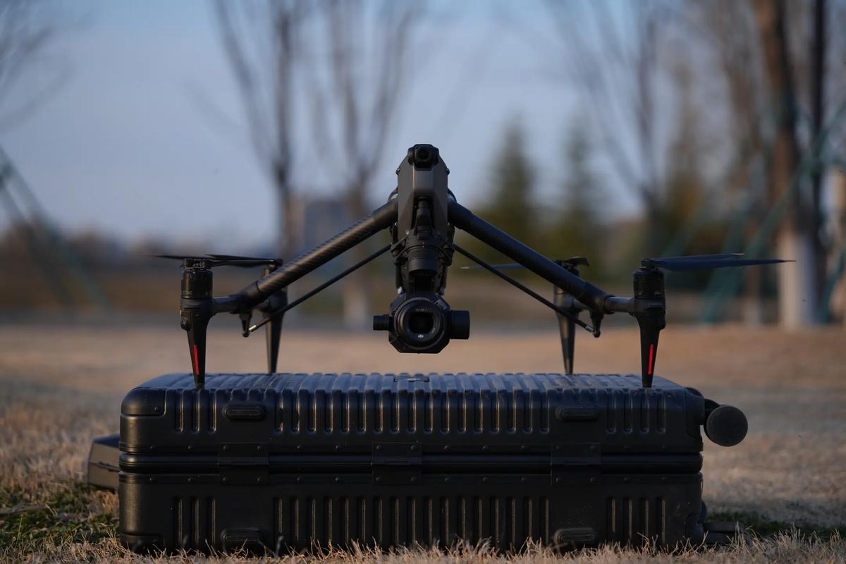 大疆3摄像头如何旋转？-第3张图片-广州国自机器人