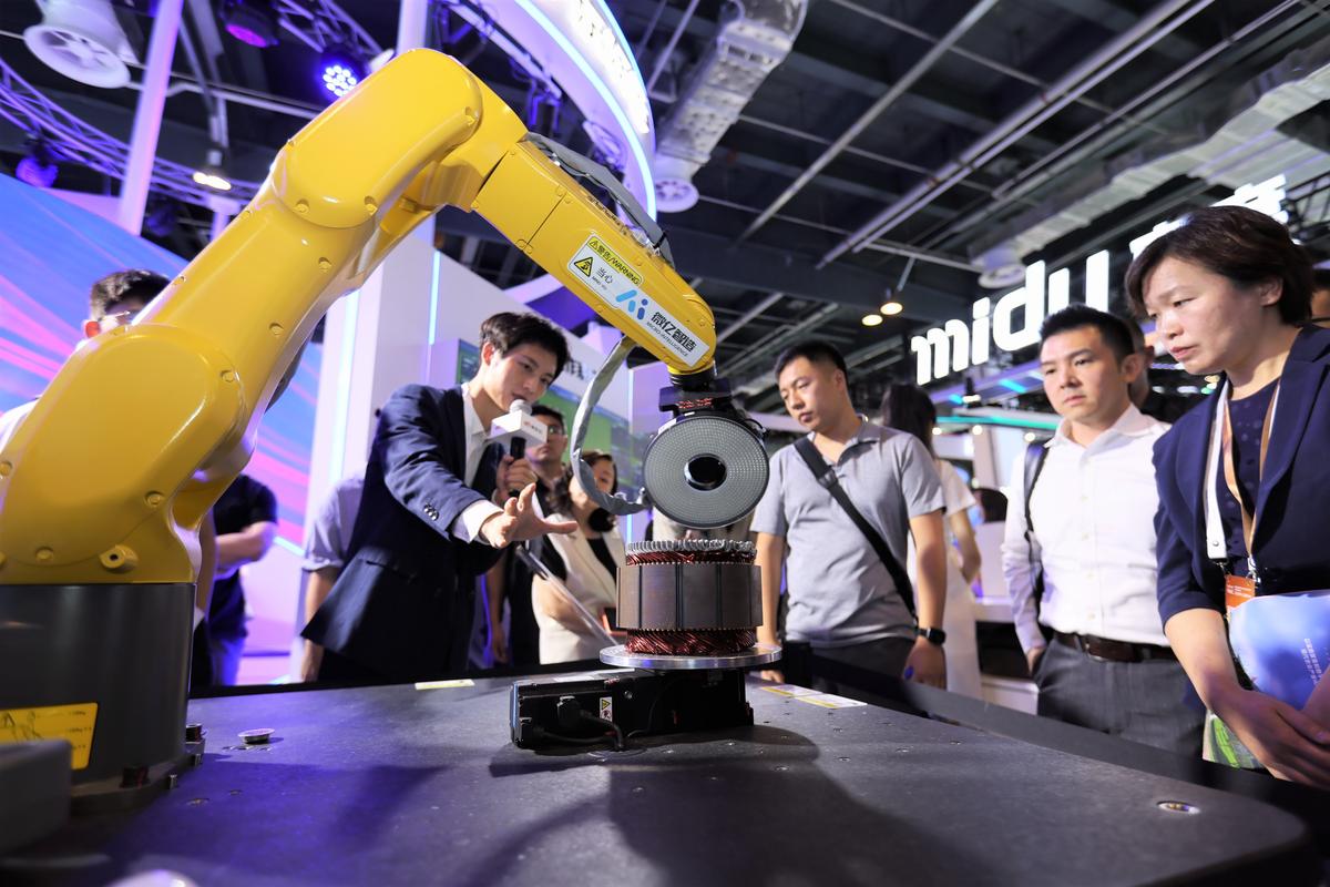 国际人工智能大会23聚焦哪些前沿议题？-第3张图片-广州国自机器人