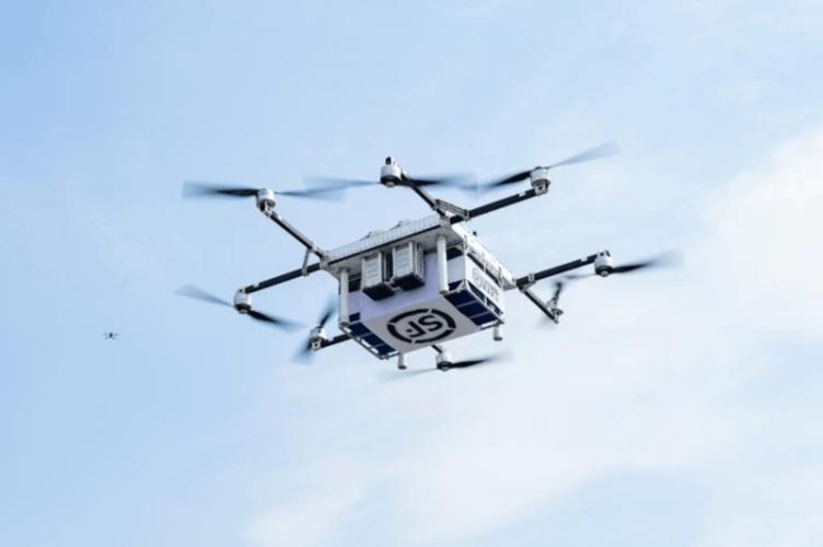 顺丰无人机快递试运行,何时能普及?-第1张图片-广州国自机器人 顺丰无人机快递试运行,何时能普及?-第1张图片-广州国自机器人