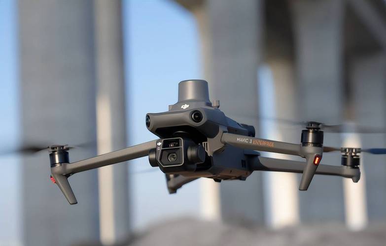 大疆无人机为何能破500米?-第2张图片-广州国自机器人 大疆无人机为何能破500米?-第2张图片-广州国自机器人