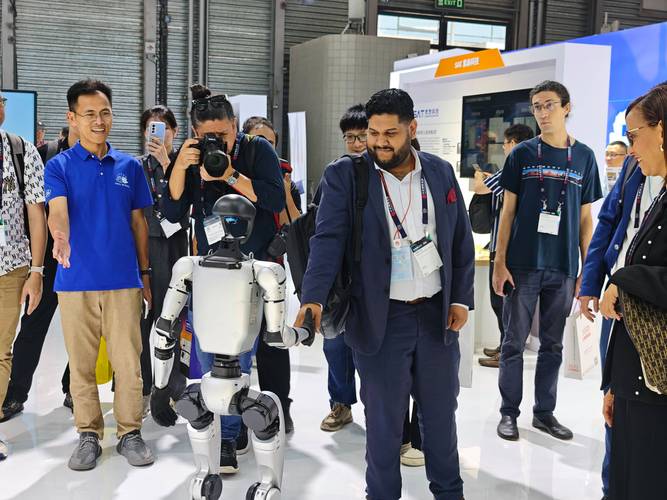 上海cras机器人是什么？-第2张图片-广州国自机器人