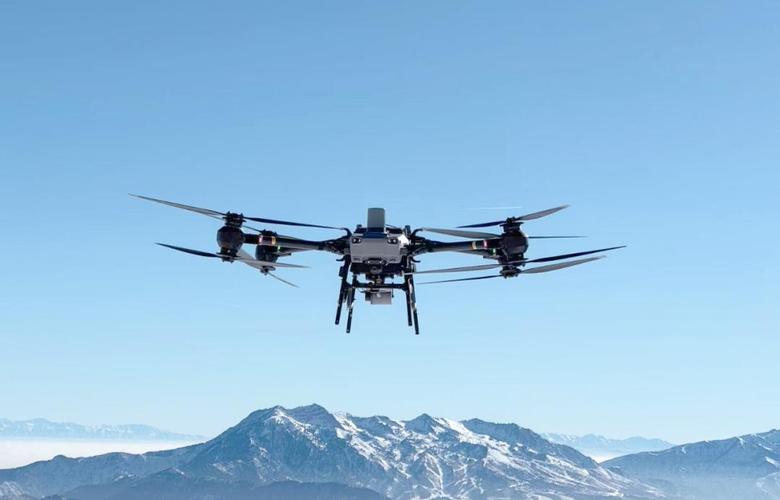 多轴与旋翼无人机有何核心差异？-第1张图片-广州国自机器人