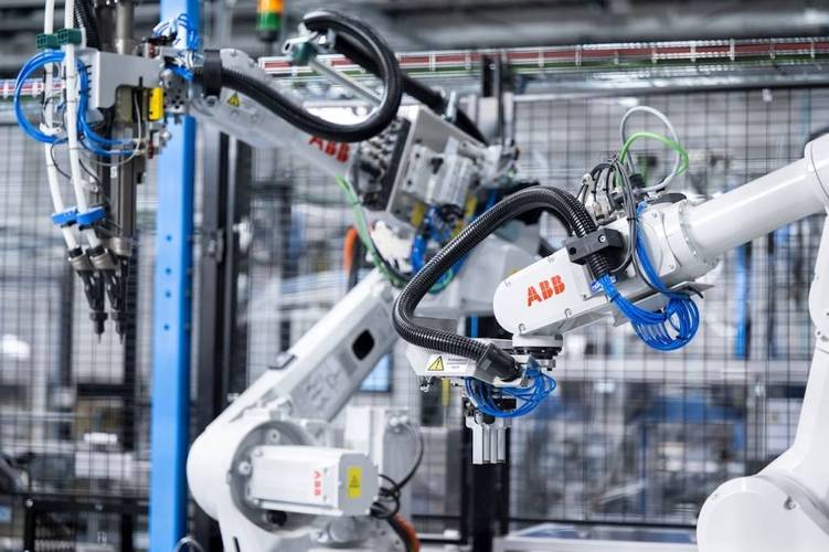 ABB工业机器人待遇如何？-第2张图片-广州国自机器人