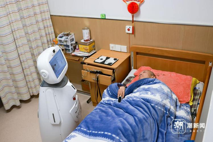 胡椒机器人如何照顾老人？-第3张图片-广州国自机器人