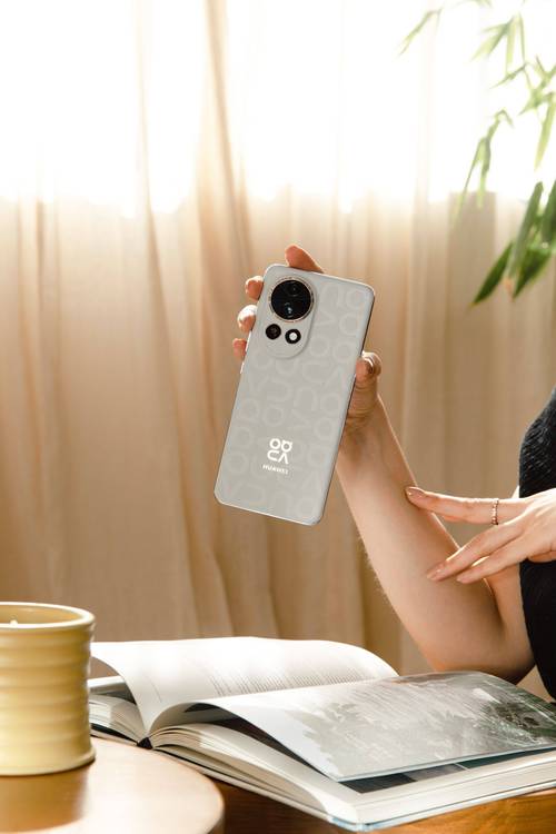 华为手机AI如何重塑智能体验？-第2张图片-广州国自机器人