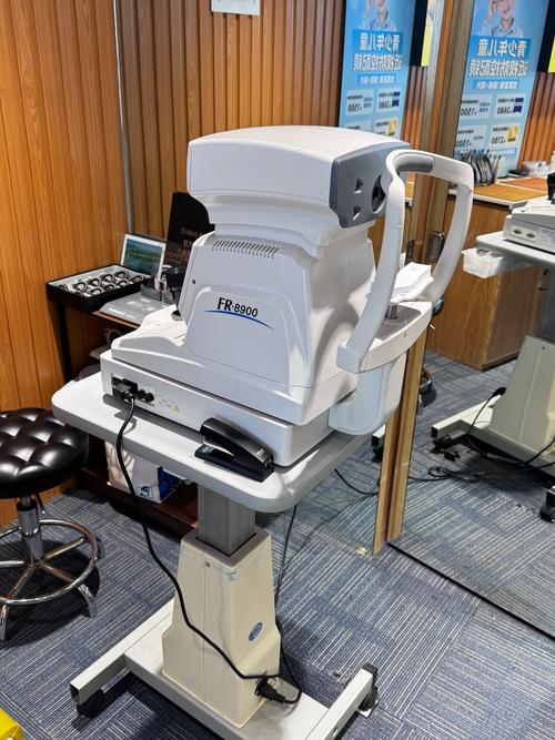 眼科辅助诊断机器人如何提升诊断准确率？-第1张图片-广州国自机器人