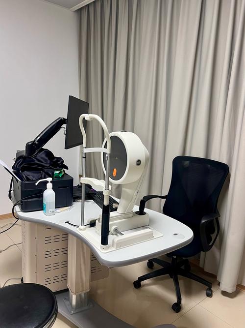 眼科辅助诊断机器人如何提升诊断准确率？-第2张图片-广州国自机器人